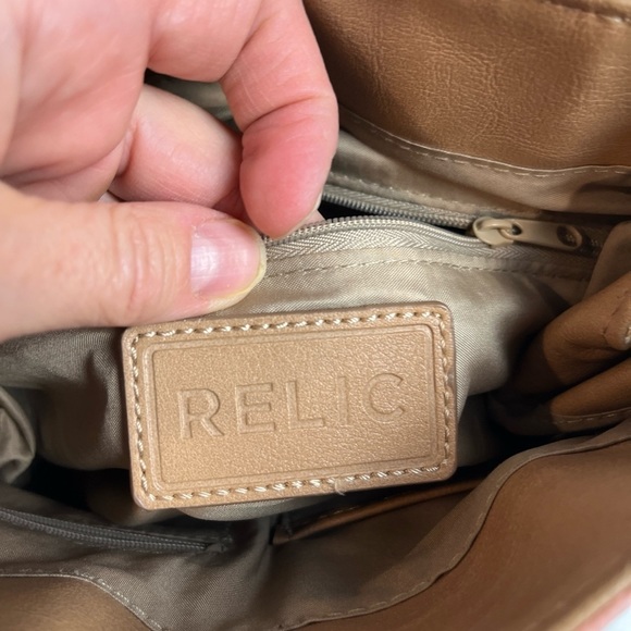 Relic Butterfly bag purse vegan leather side zip - Picture 6 of 8